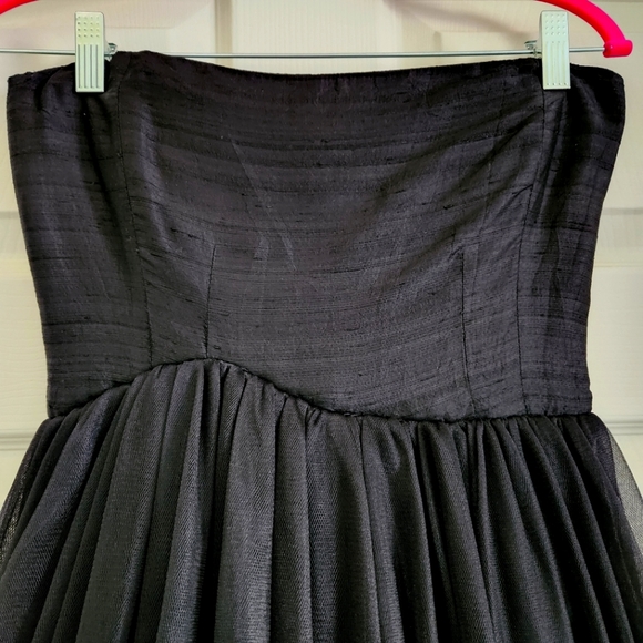 High Low Hem Tulle Dress - Picture 2 of 7